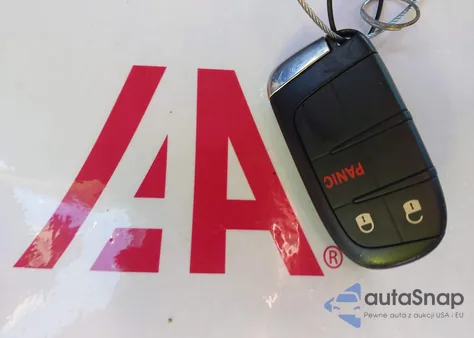 2023 Jeep Renegade Latitude 4X4 из США, поврежденный, VIN ZACNJDB14PPP66198